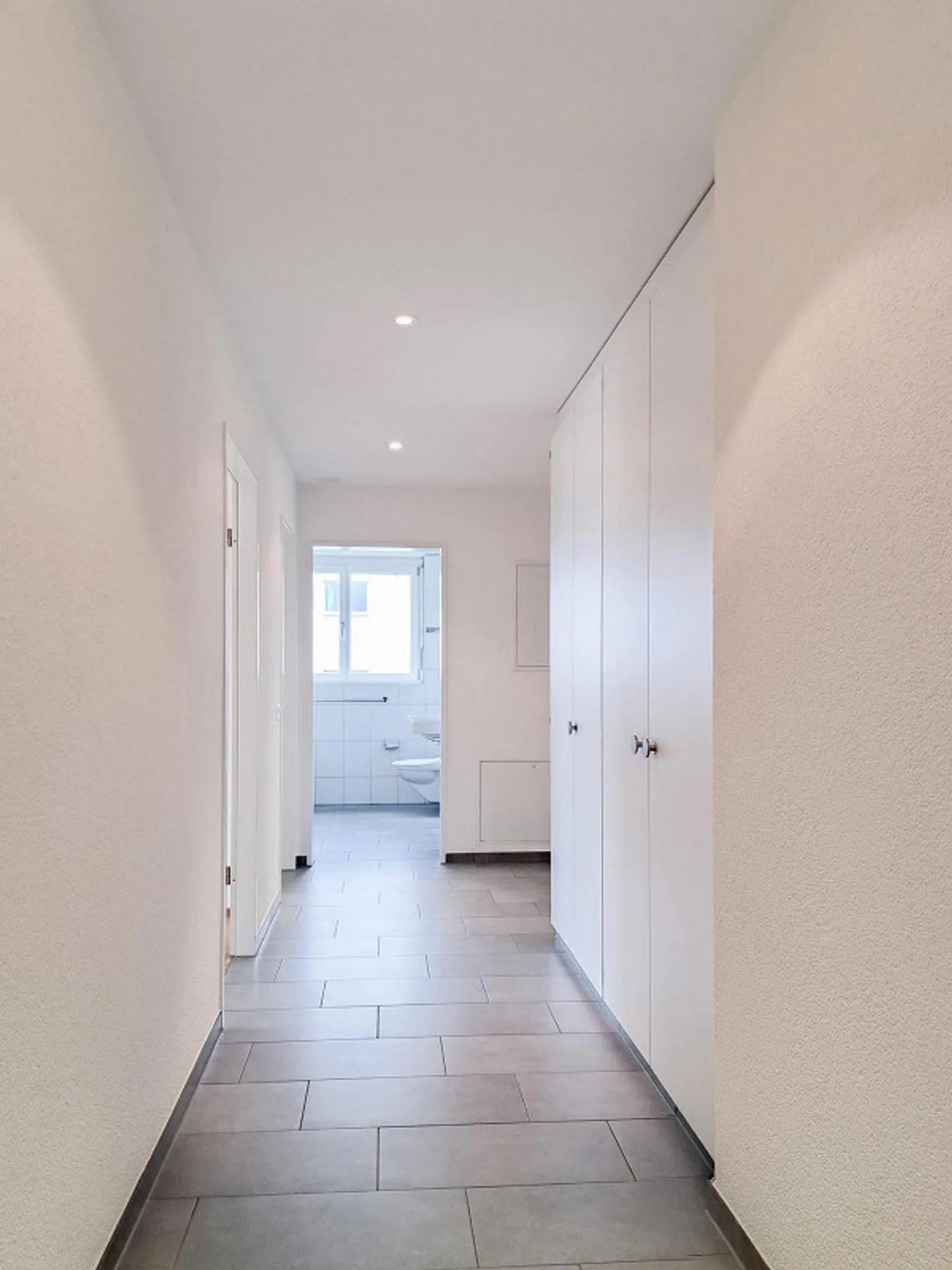 5 1/2 Room Apartment 1st Floor - Photo 5 of 13