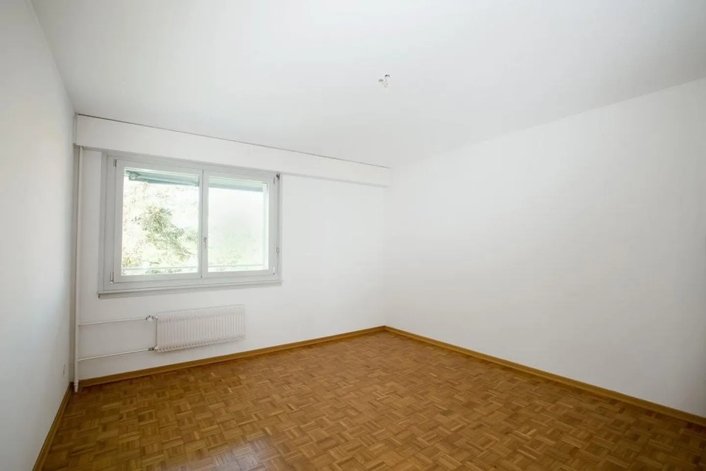 Belle appartement de 4 pièces avec grand balcon - Photo 6 sur 8
