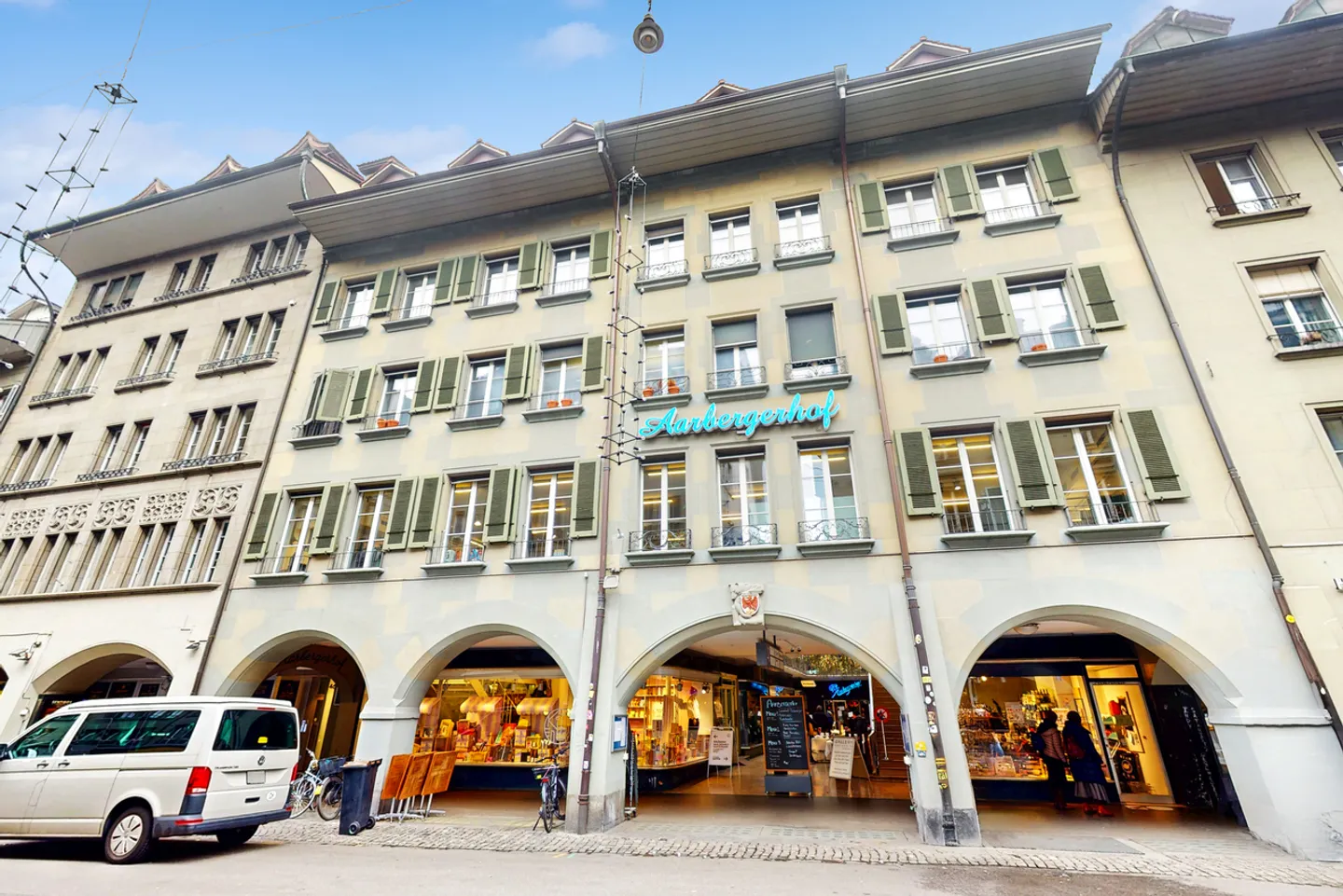 Luxuriöses Wohnen oberhalb des legendären Aarbergerhofs! - Foto 1 di 11