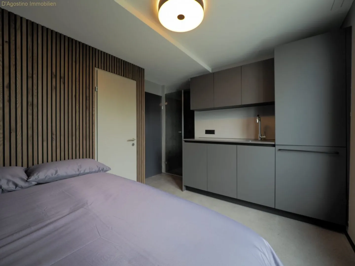 Studios tutto-in-uno, recentemente ristrutturati e arredati con gusto. - Foto 8 di 12