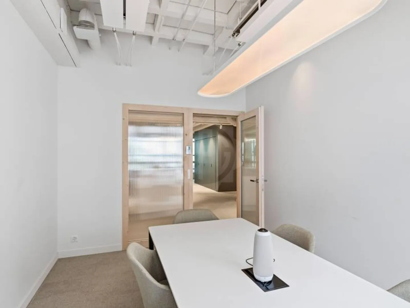 Office 3 rooms - Photo 4 of 11