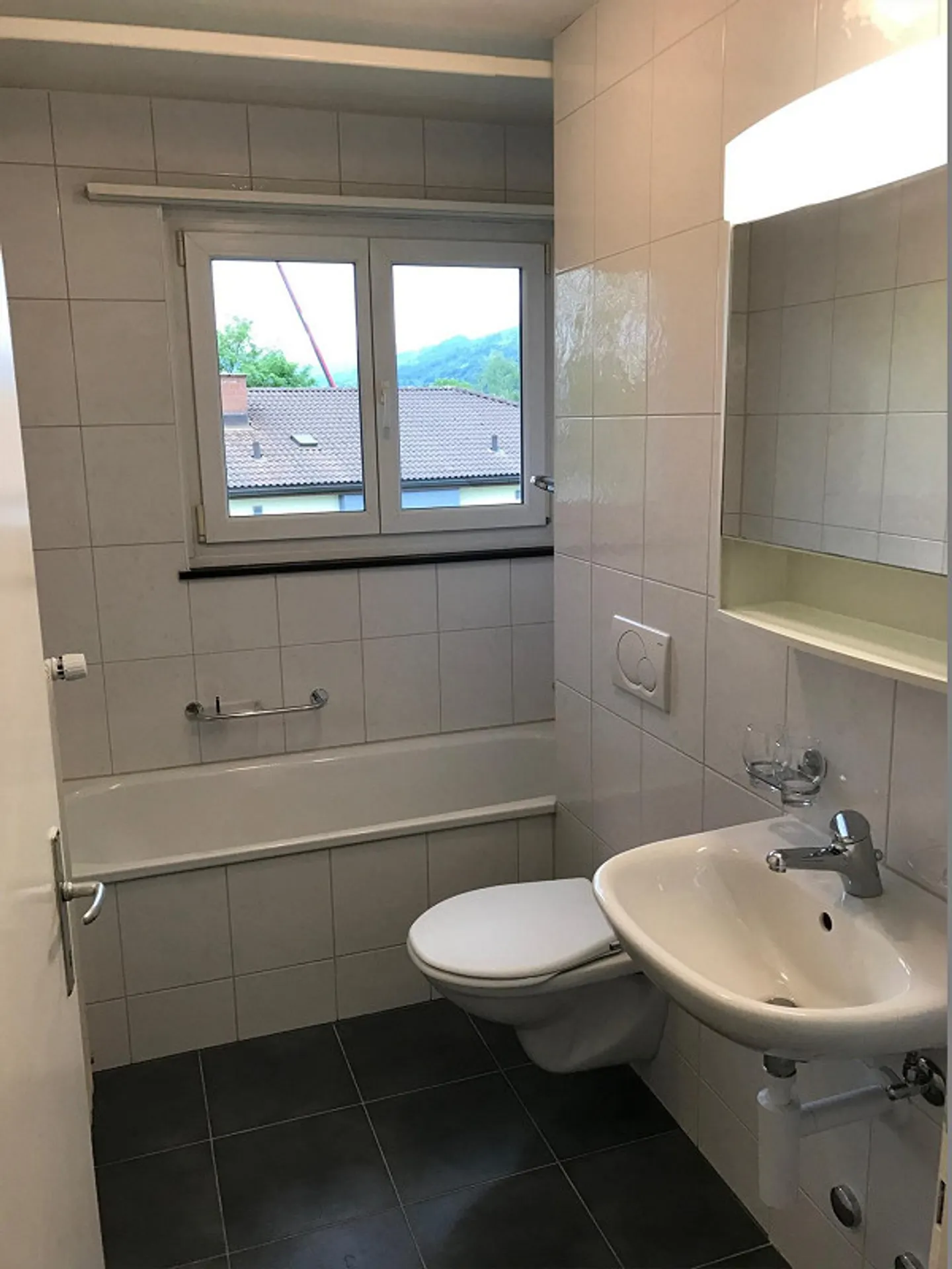 Small apartment in a quiet but central location - Photo 3 of 6