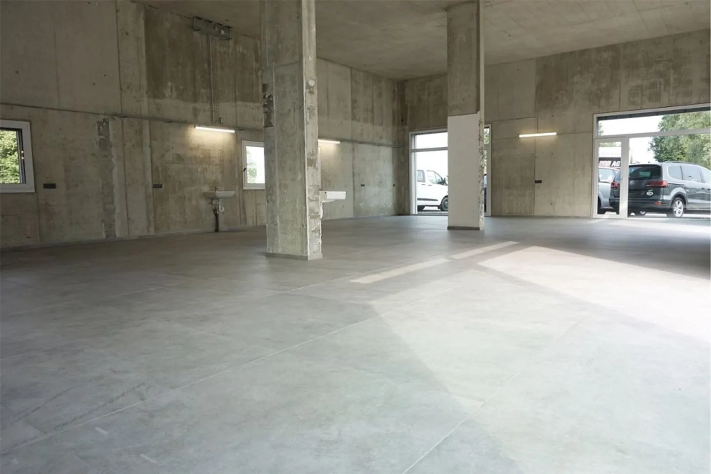 Office space for rent - Photo 6 of 7