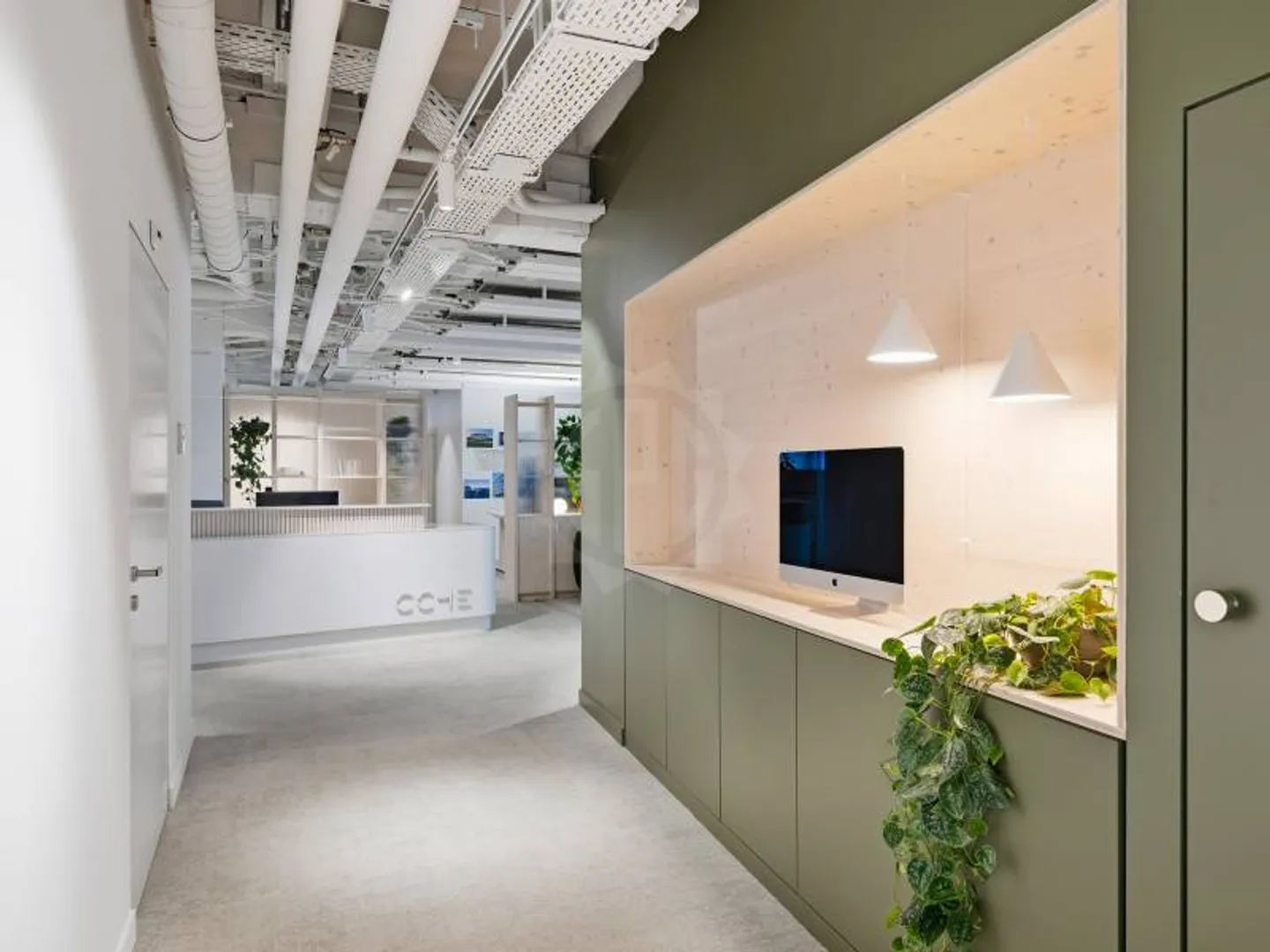 Office 3 rooms - Photo 3 of 11