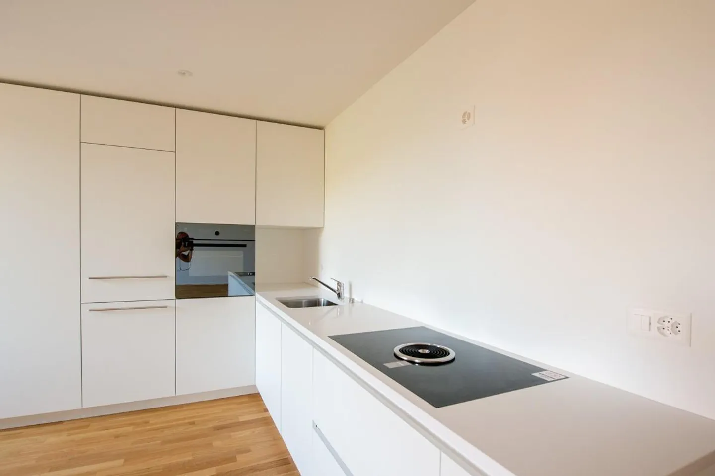 Appartement en maisonette moderne de 4,5 pièces à Bottmingen - Photo 1 sur 9