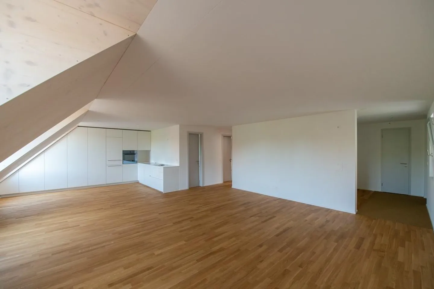 Appartement en maisonette moderne de 4,5 pièces à Bottmingen - Photo 2 sur 9