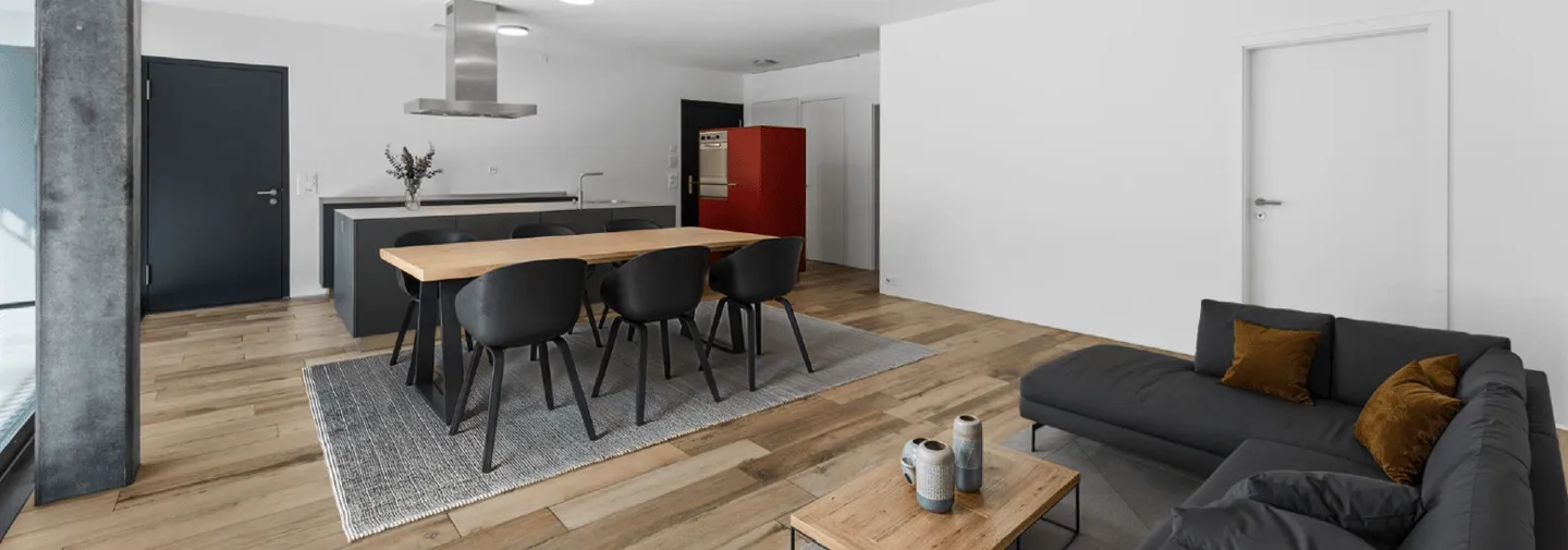 Modern 3.5-room apartment with mountain view in Ingenbohl - Photo 1 of 5