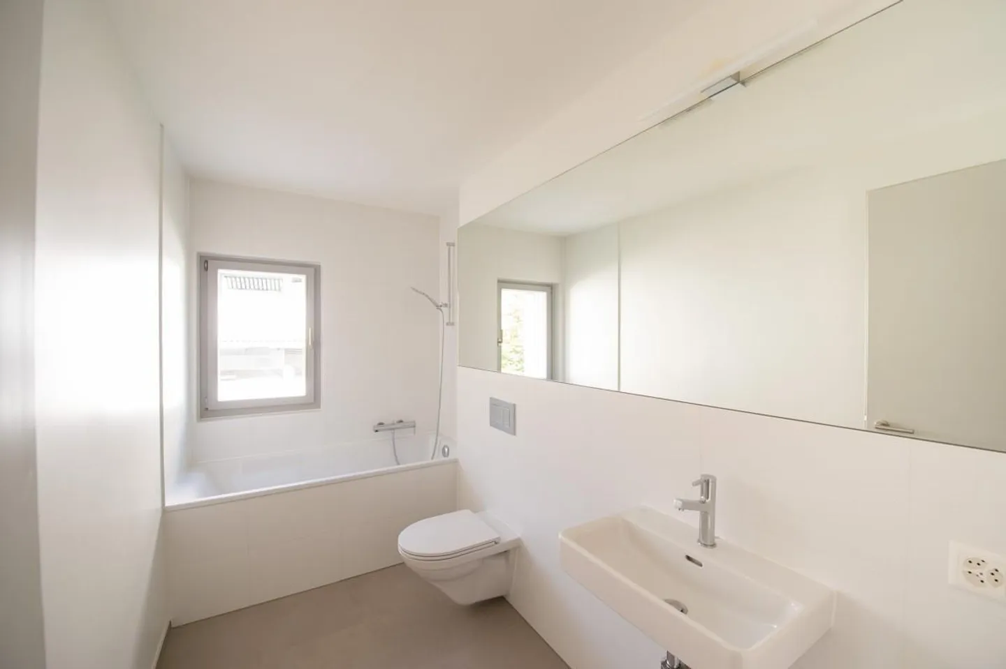 Appartement en maisonette moderne de 4,5 pièces à Bottmingen - Photo 4 sur 9