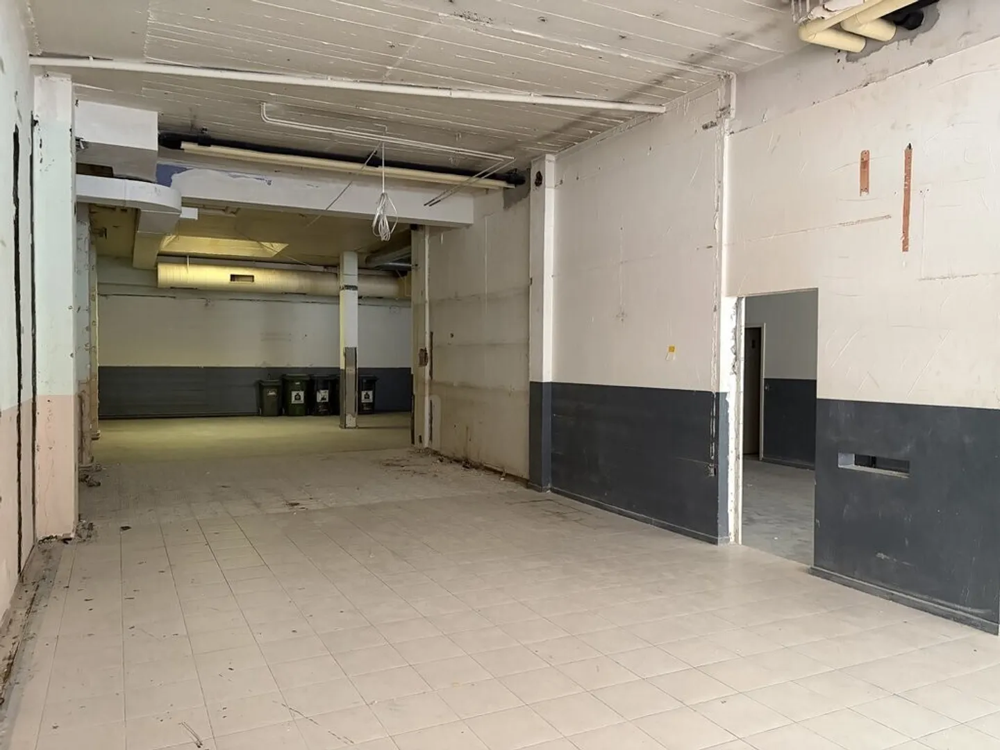 Arcade spaziosa e luminosa nel cuore degli Acacias - 243 m2 - Foto 7 di 7