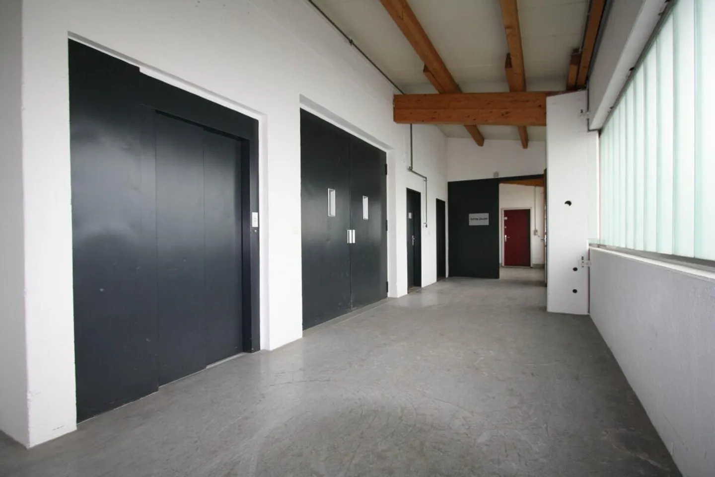 Geräumiger Lagerraum 52 m² - Foto 4 von 5