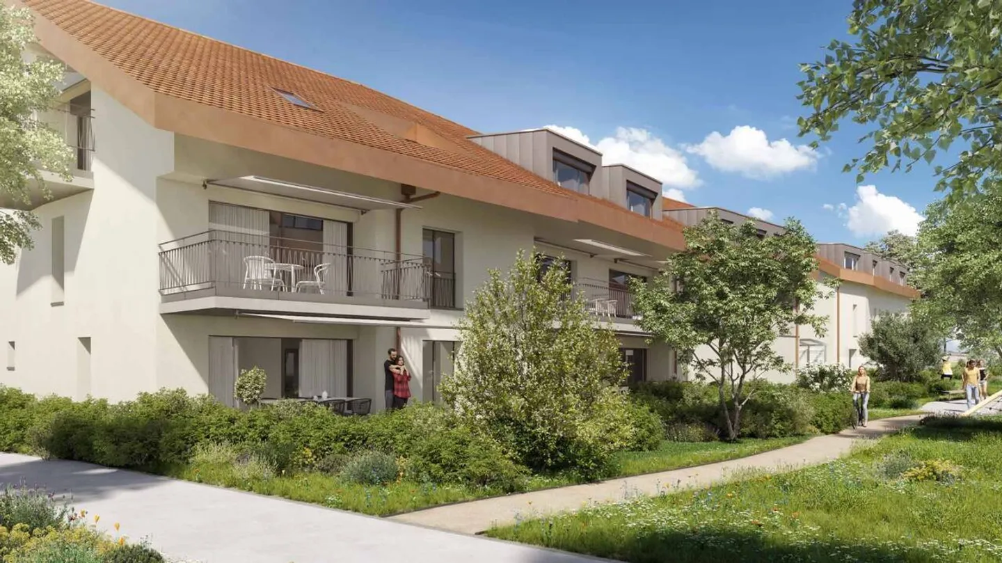 Spacious Apartment with Terrace - Photo 1 of 9