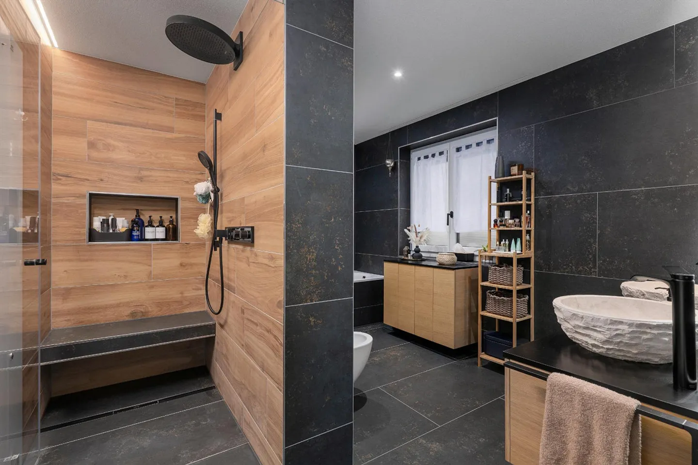 Exklusives Apartment im Grünen - Foto 4 von 8