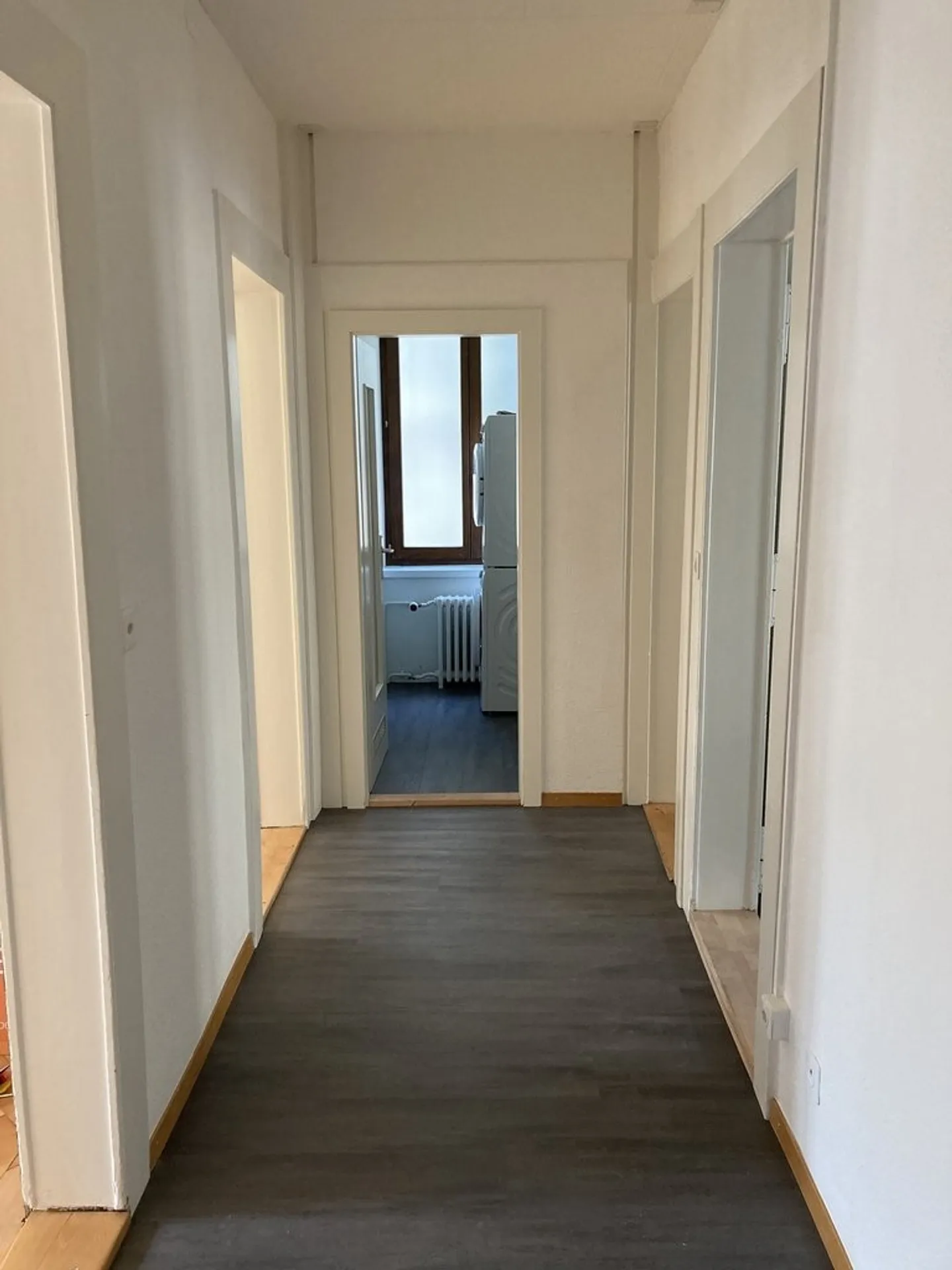 BEAUTIFUL AND SPACIOUS APARTMENT WITH CHARACTER - Photo 5 of 6