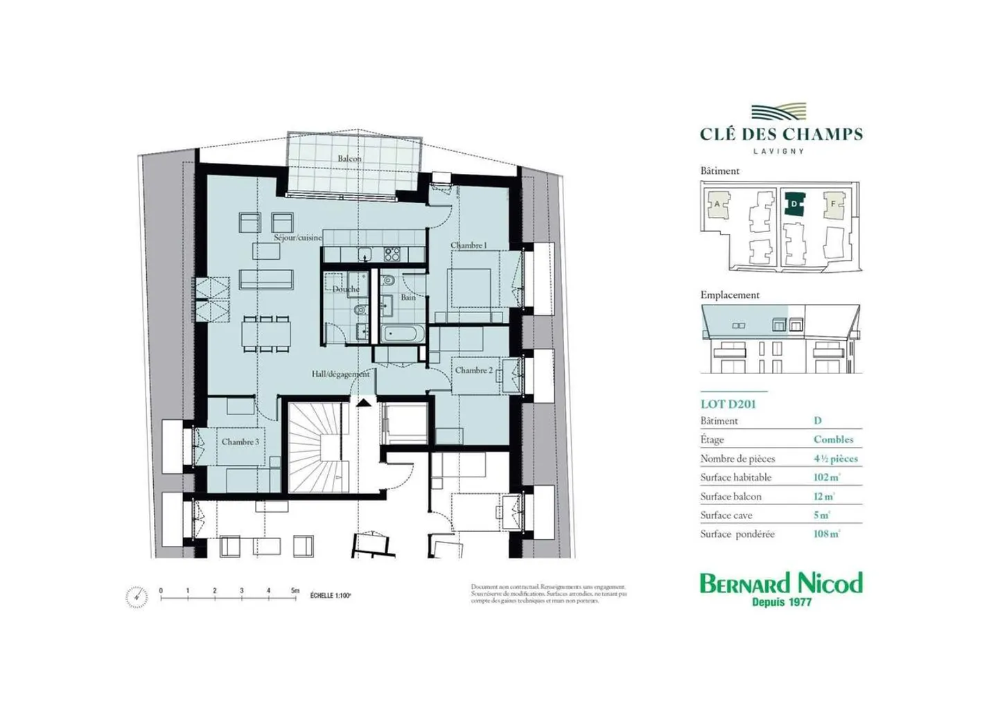 Spacious Apartment with Terrace - Photo 8 of 9