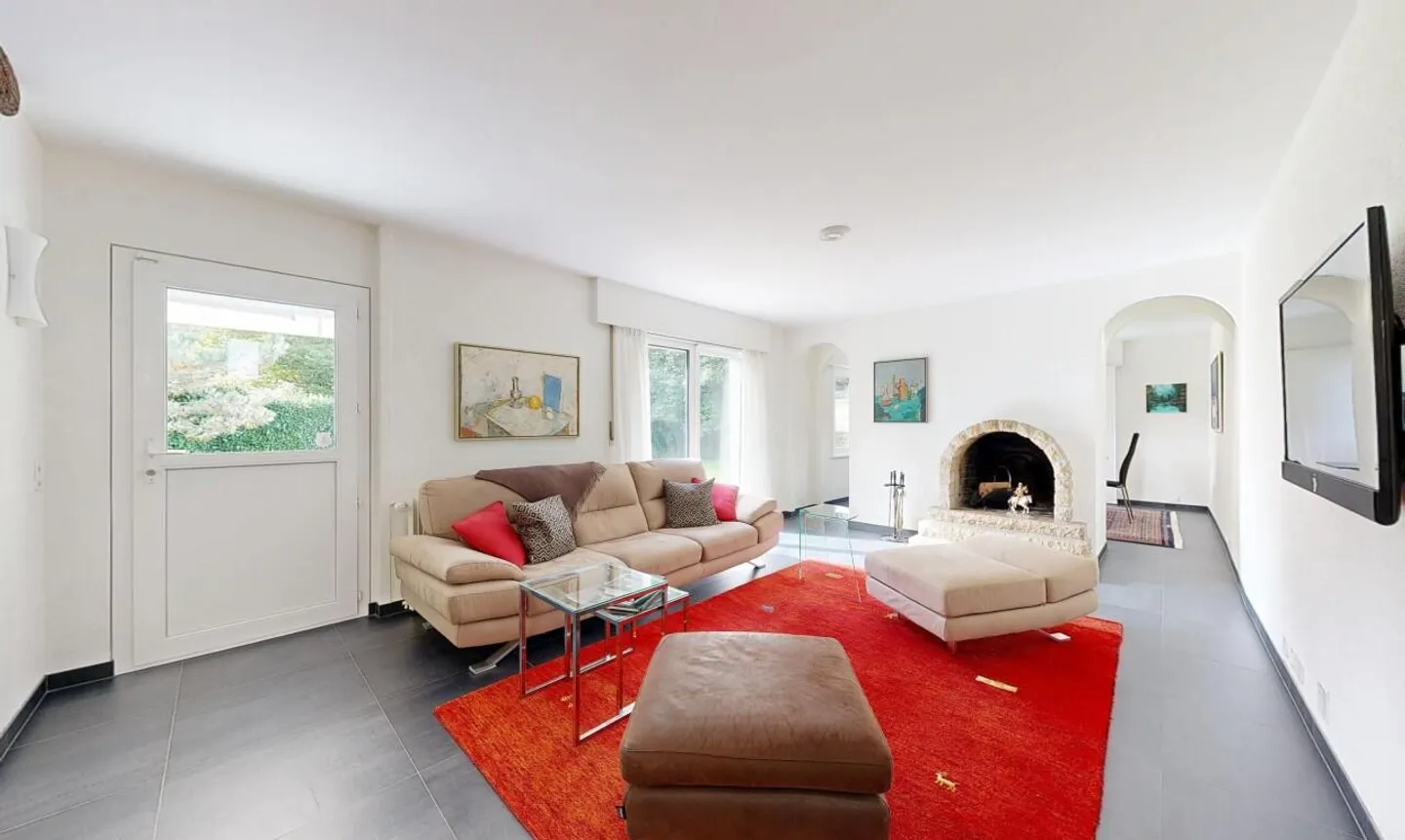 Stunning family home of 250 m² in the heights of Lausanne - Photo 2 of 11