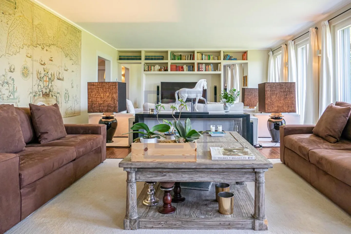 Elegante Moderne Villa - Foto 5 von 6