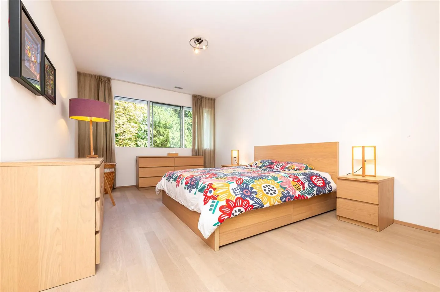 Superb 5.5-room apartment with a garden in the center of Nyon - Photo 8 of 10