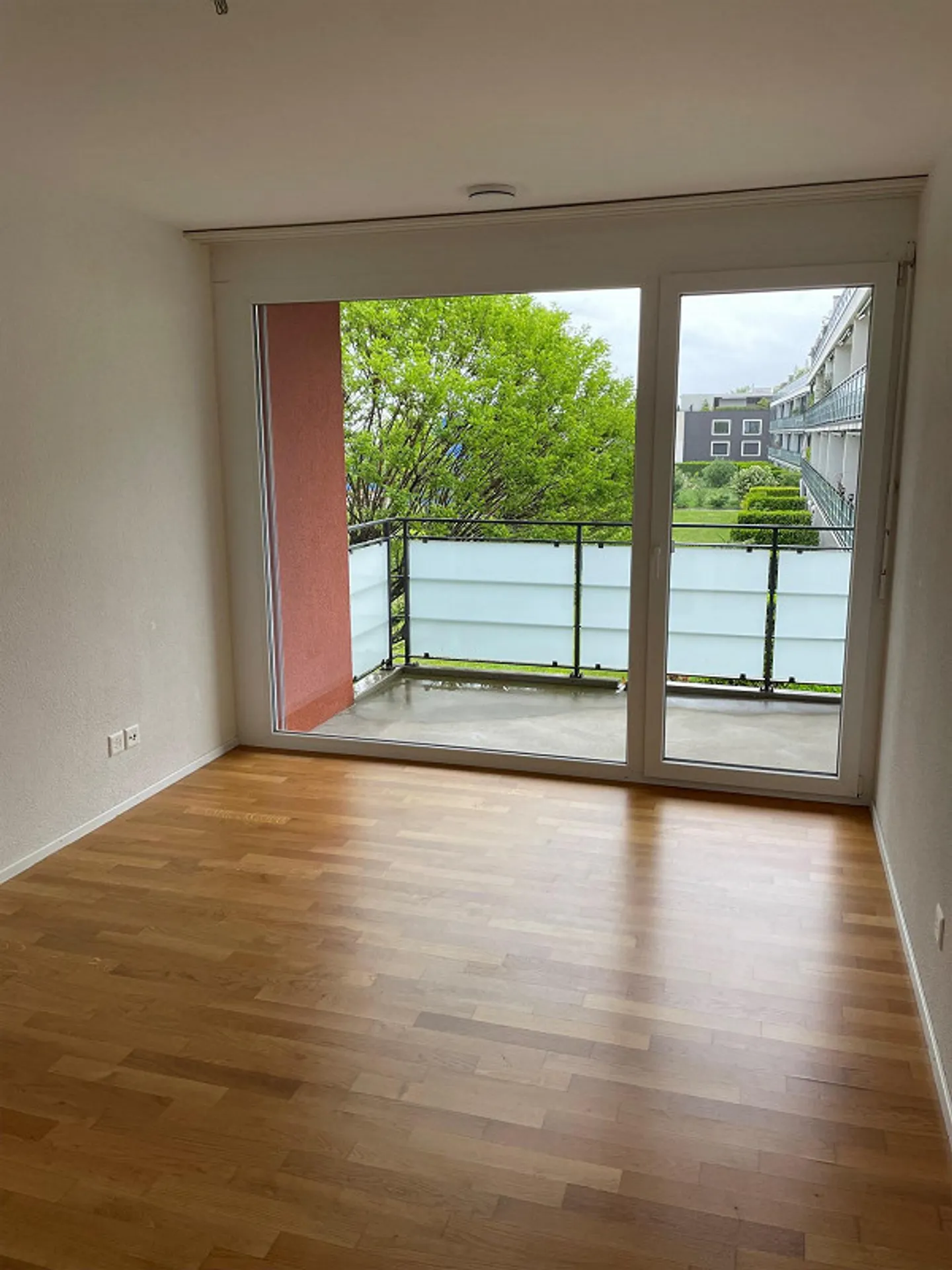 Comfortable living on the ground floor 3.5 rooms in the best location - Photo 5 of 11