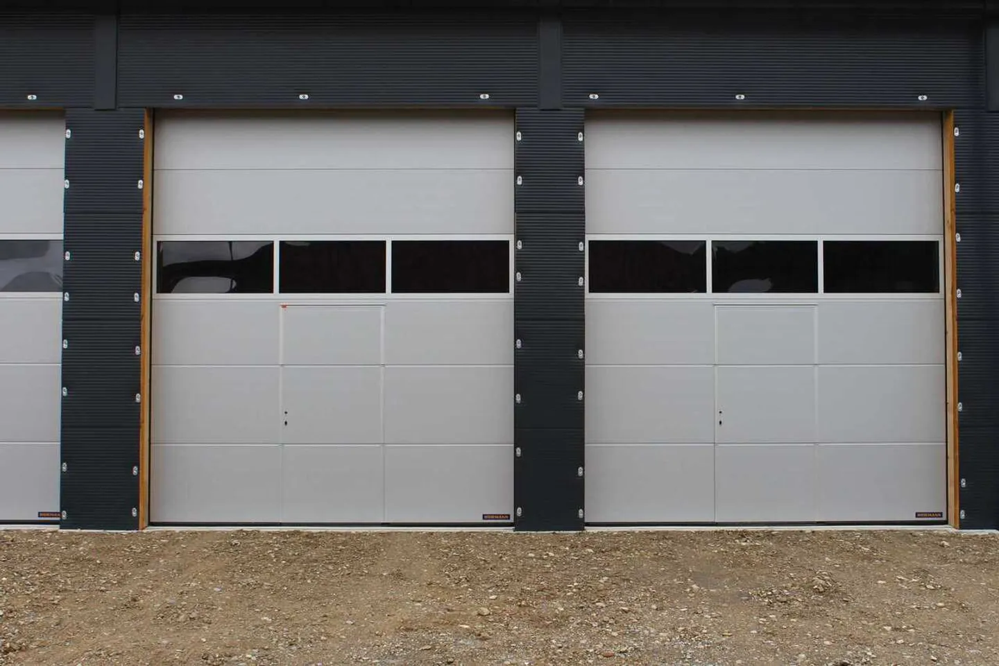 Commercial Box for Rent, XXL Storage Space for Use! - Photo 1 of 9