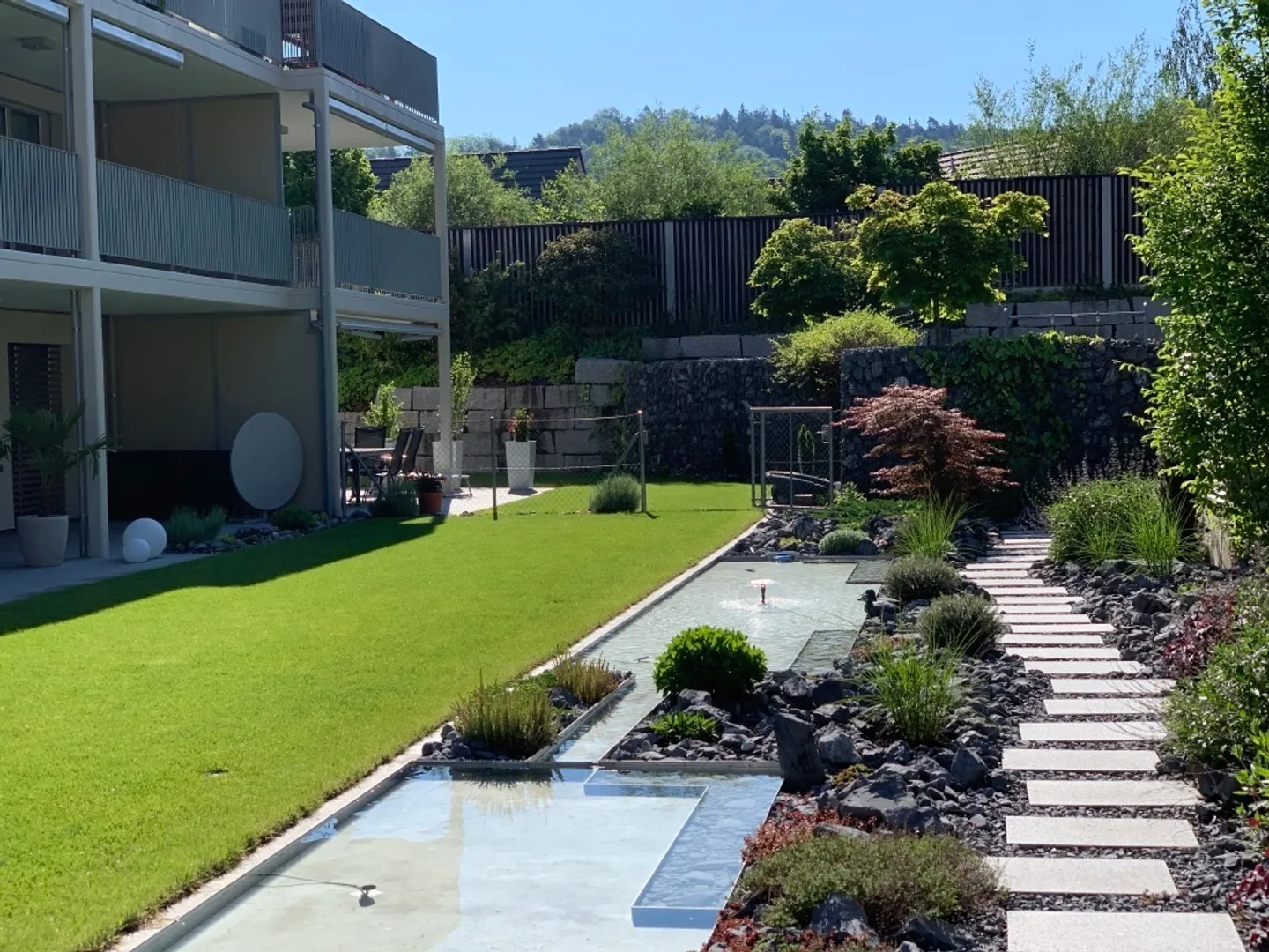 Modernes 4.5-Zimmer-Apartment in Lufingen - Foto 7 von 12