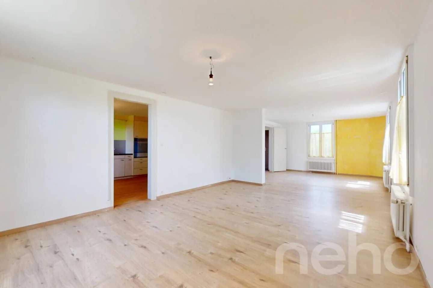 Two-family house in the countryside with 400 m² commercially usable shed - Photo 5 of 13