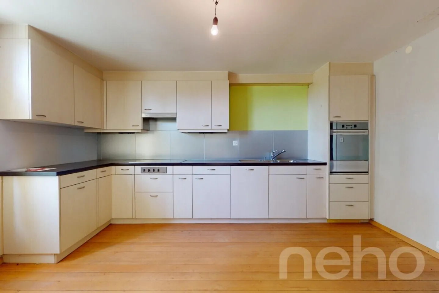 Two-family house in the countryside with 400 m² commercially usable shed - Photo 7 of 13