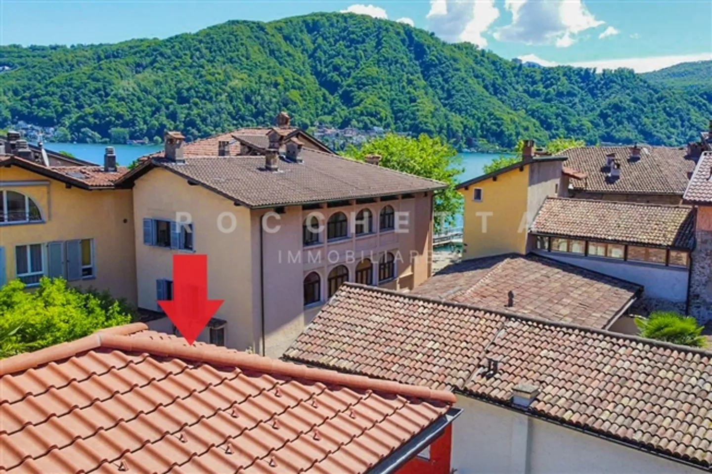 Eleganza Mediterranea con Appartamento per Ospiti a Due Passi dal Lago - Foto 1 di 17