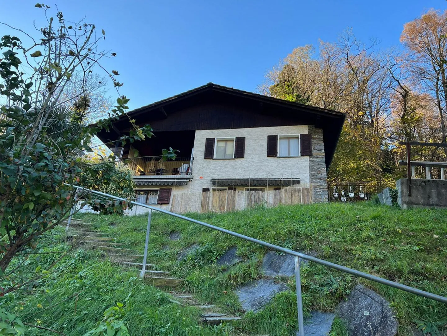 casa con 3 1/2 locali con giardino, soleggiata con bella vista - Foto 1 di 13