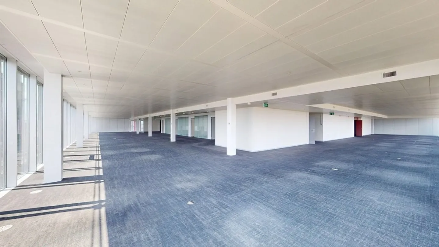 Modular and fully equipped offices in the heart of Malley-Gare - Photo 2 of 12