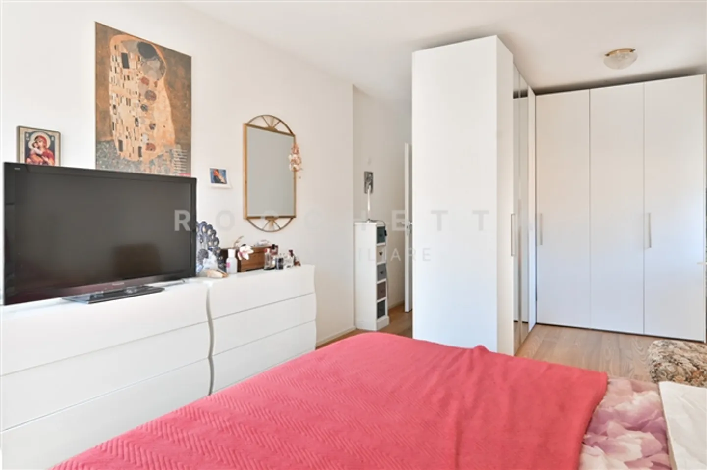 Eleganza Mediterranea con Appartamento per Ospiti a Due Passi dal Lago - Foto 12 di 17