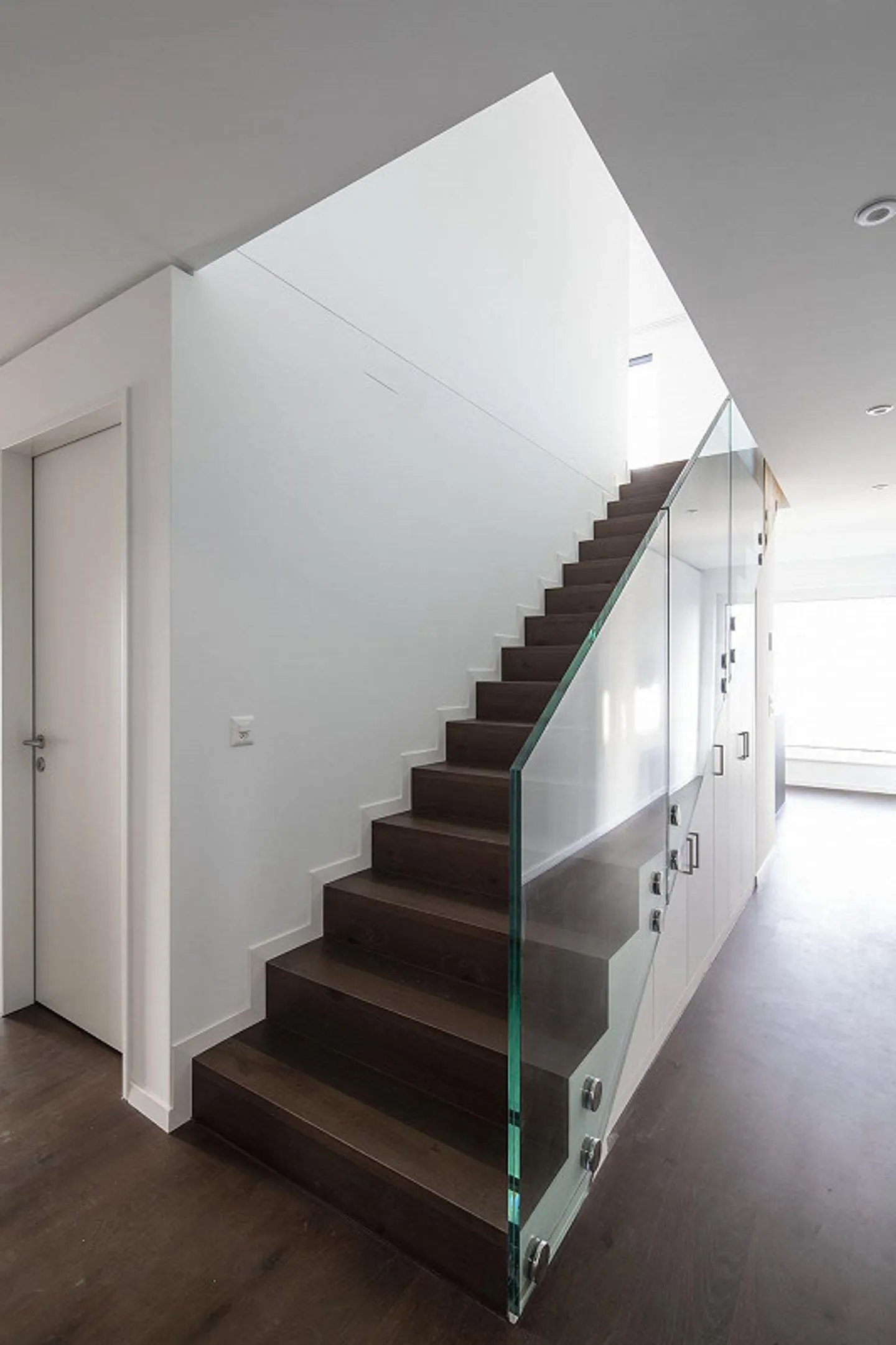 Hoch hinaus in Zürich Altstetten - Traumwohnung im 24. Stockwerk! - Photo 8 sur 10