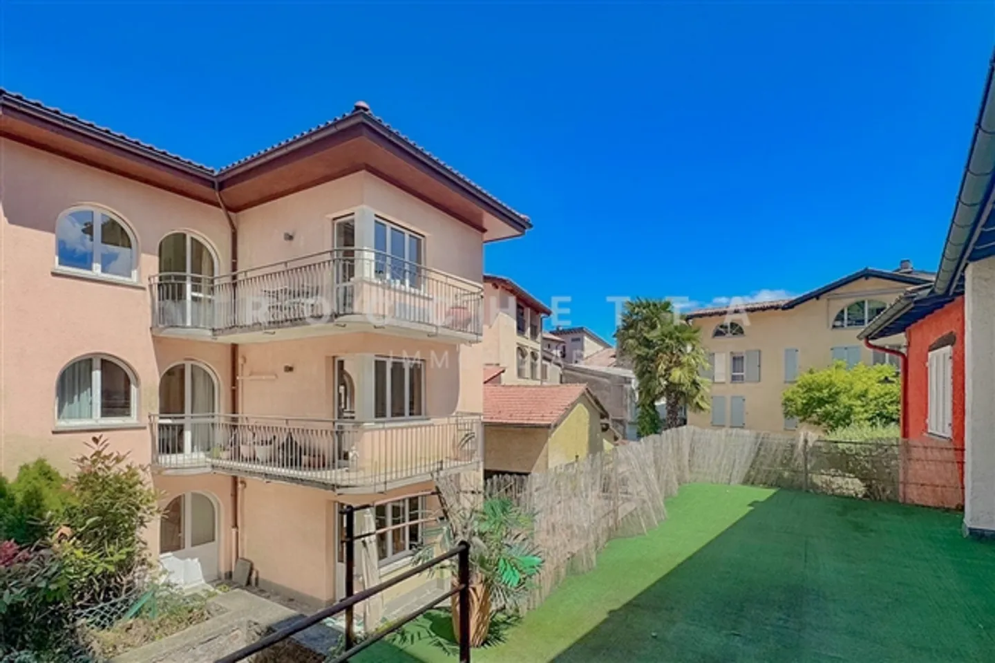 Eleganza Mediterranea con Appartamento per Ospiti a Due Passi dal Lago - Foto 17 di 17