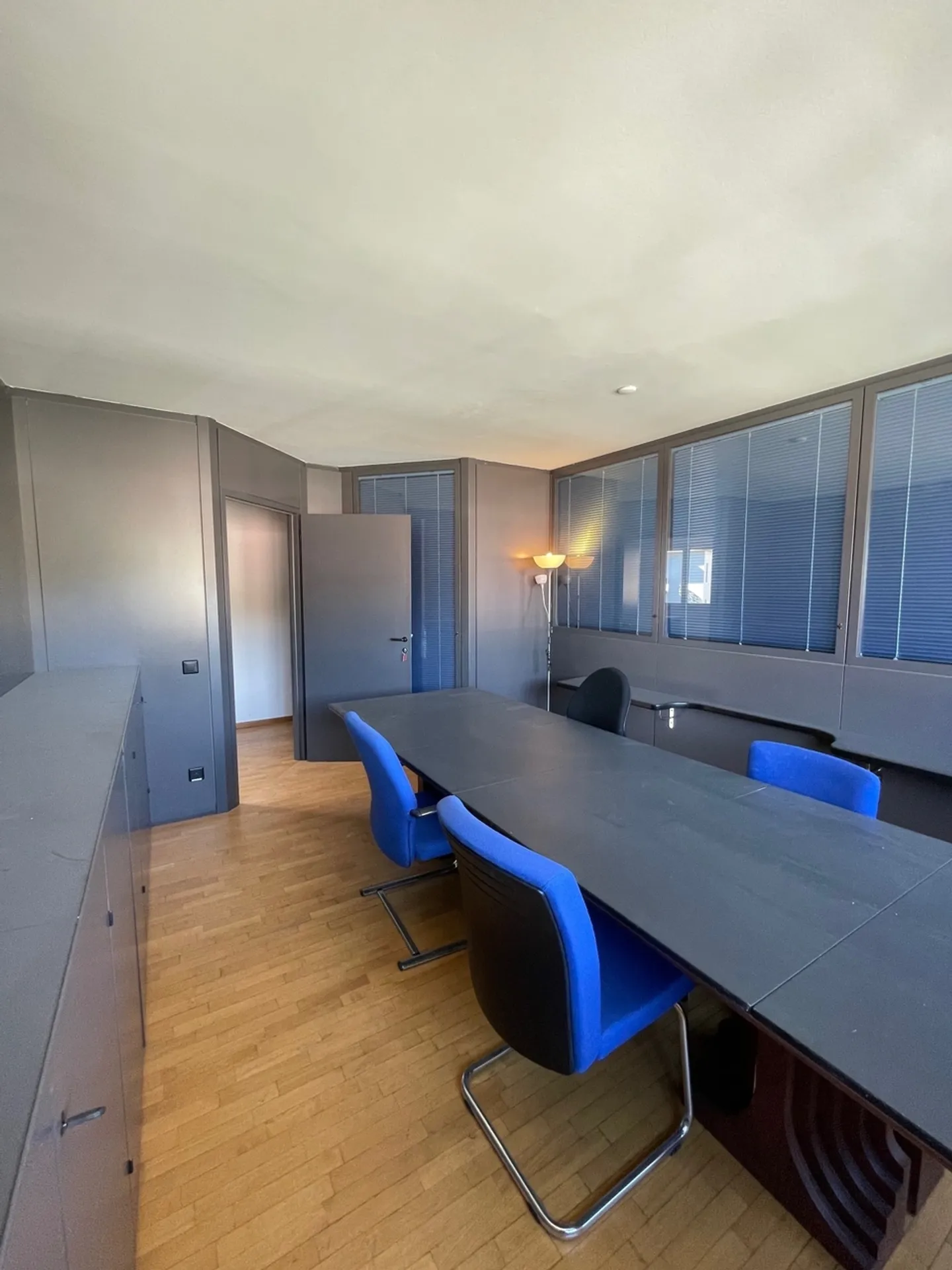BUREAUX CONFORTABLES IDÉAUX POUR VOTRE ENTREPRISE - Photo 7 sur 10