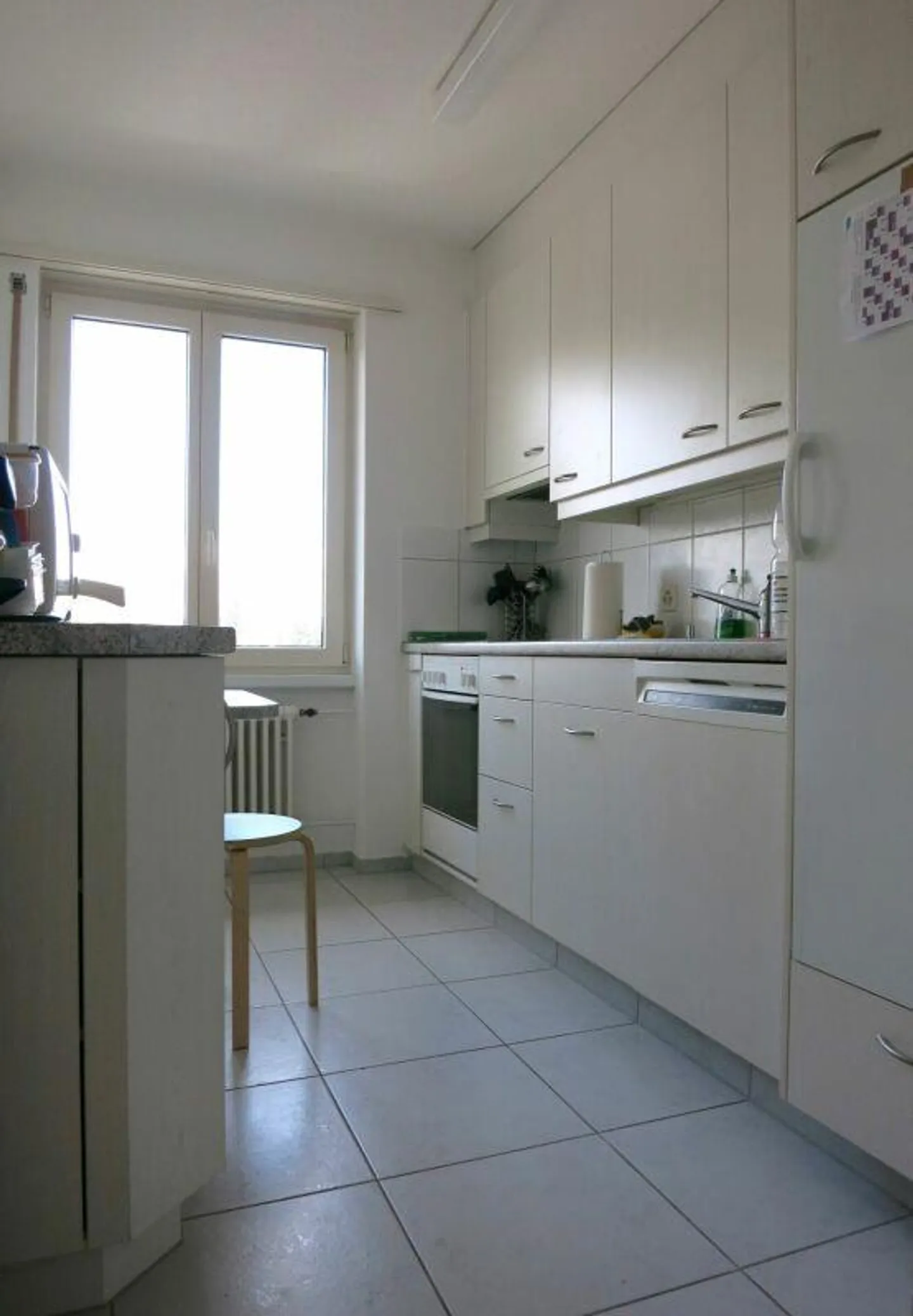 Charmante appartement 3.0 pièces dans un emplacement central à Windisch - Photo 2 sur 7