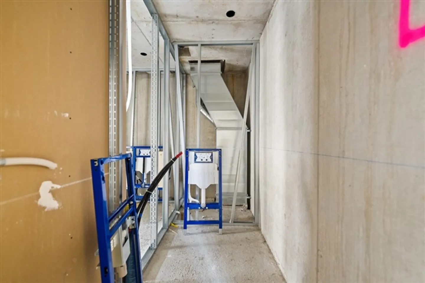 À louer - Nouvel appartement de 3,5 pièces avec terrasse orientée au sud (C01) - Photo 8 sur 10