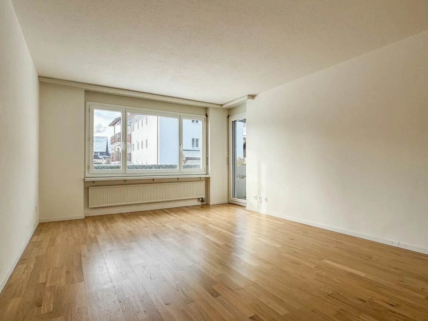 Appartamento 4.5 stanze con giardino - Foto 2 di 8