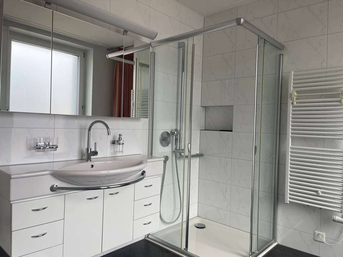 Central & Charming: Spacious 4½-Room Oasis in Willisau - Photo 12 of 14