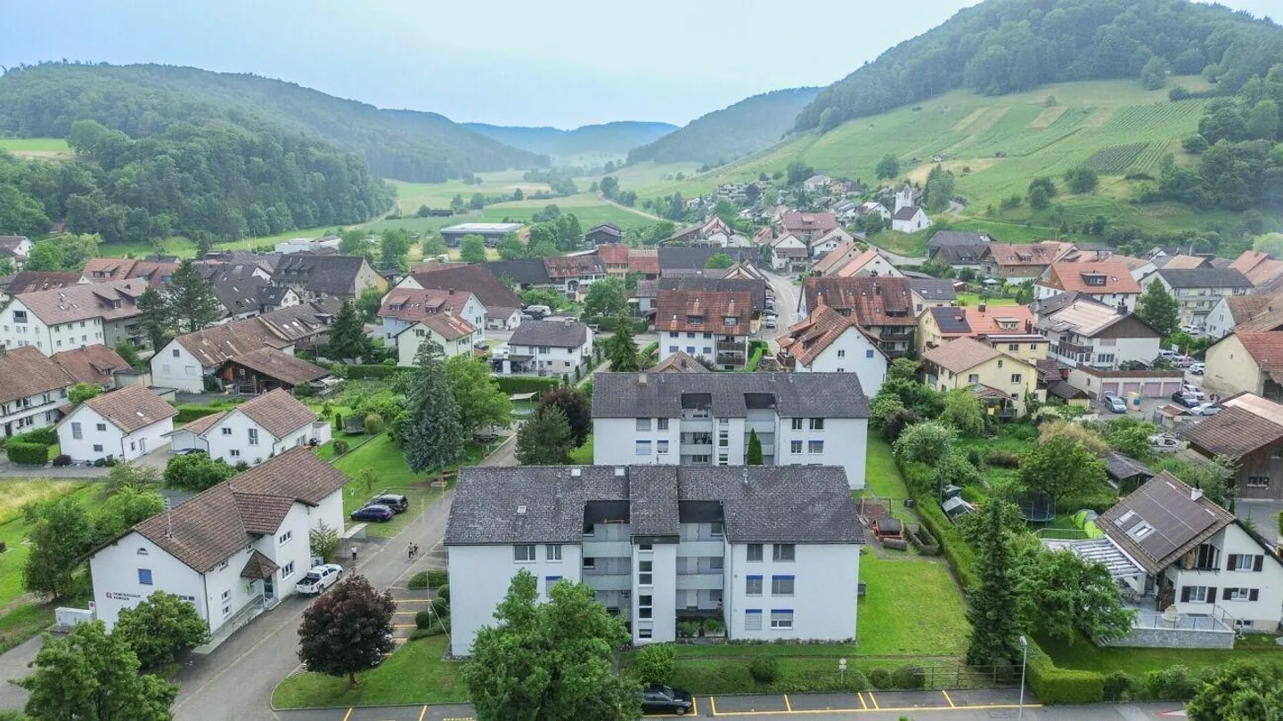 Appartamento 4.5 stanze con giardino - Foto 7 di 8