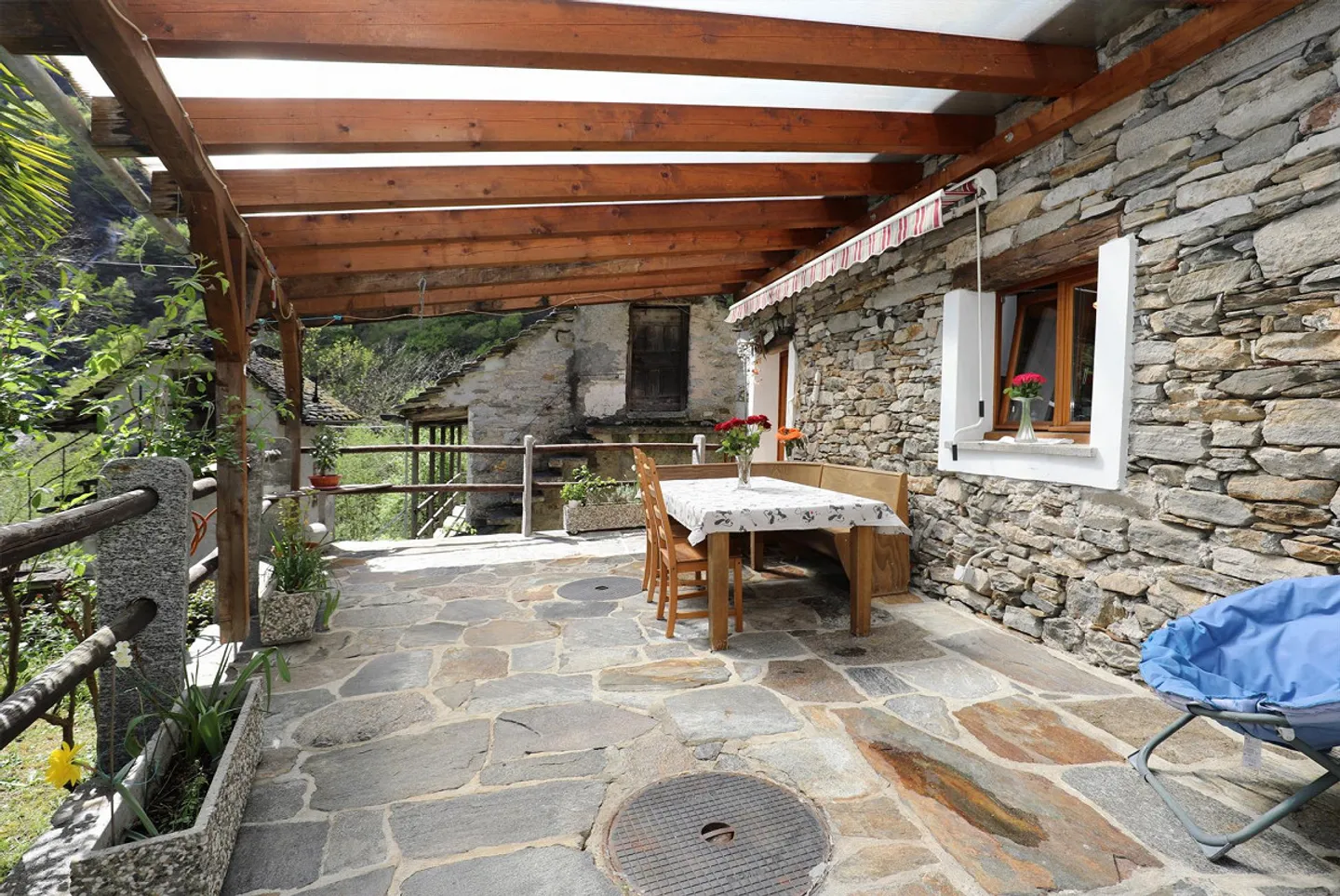 Grande Maison Rustique dans un Emplacement Calme dans le Beau Verzascatal - Photo 5 sur 22