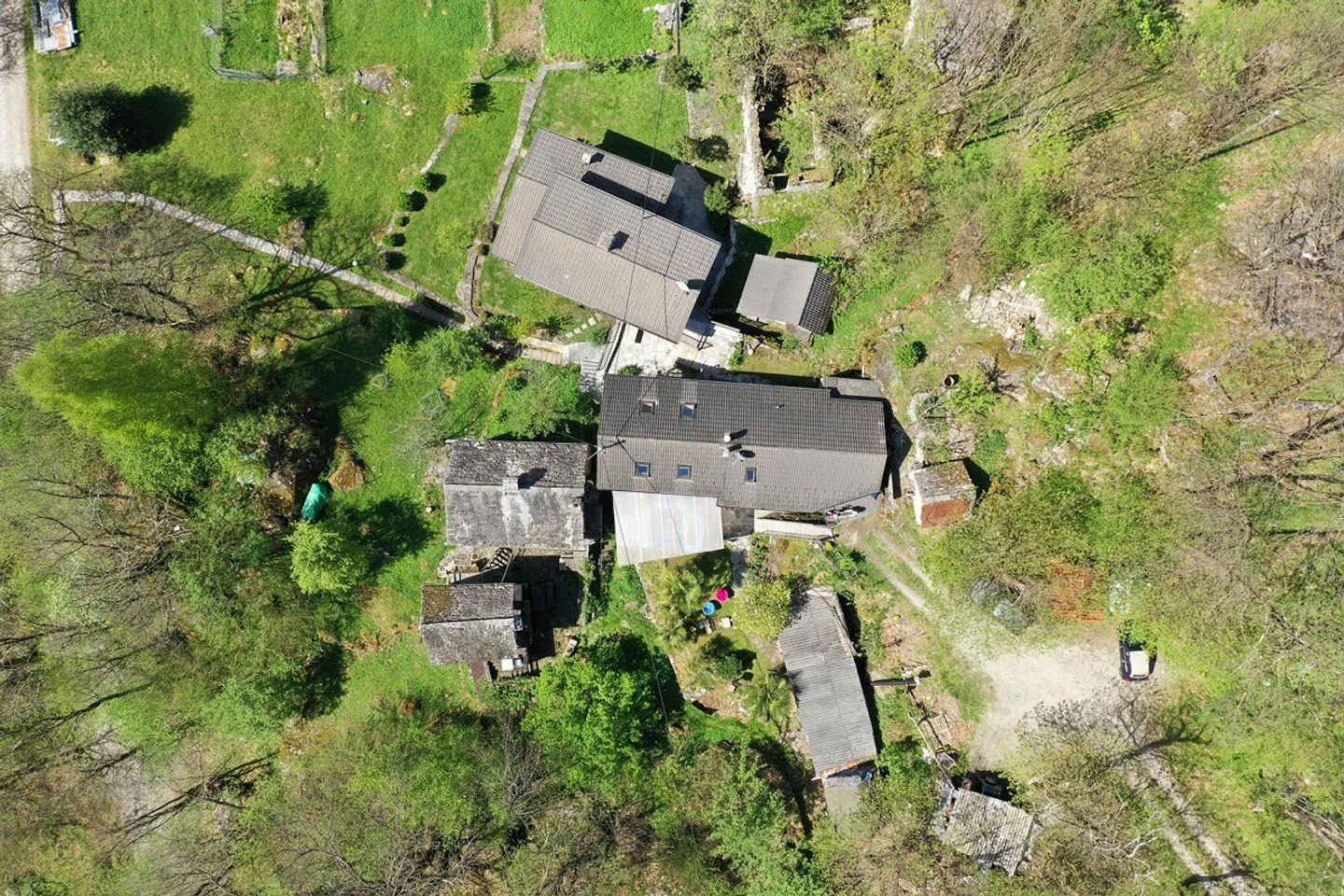Grande Maison Rustique dans un Emplacement Calme dans le Beau Verzascatal - Photo 18 sur 22