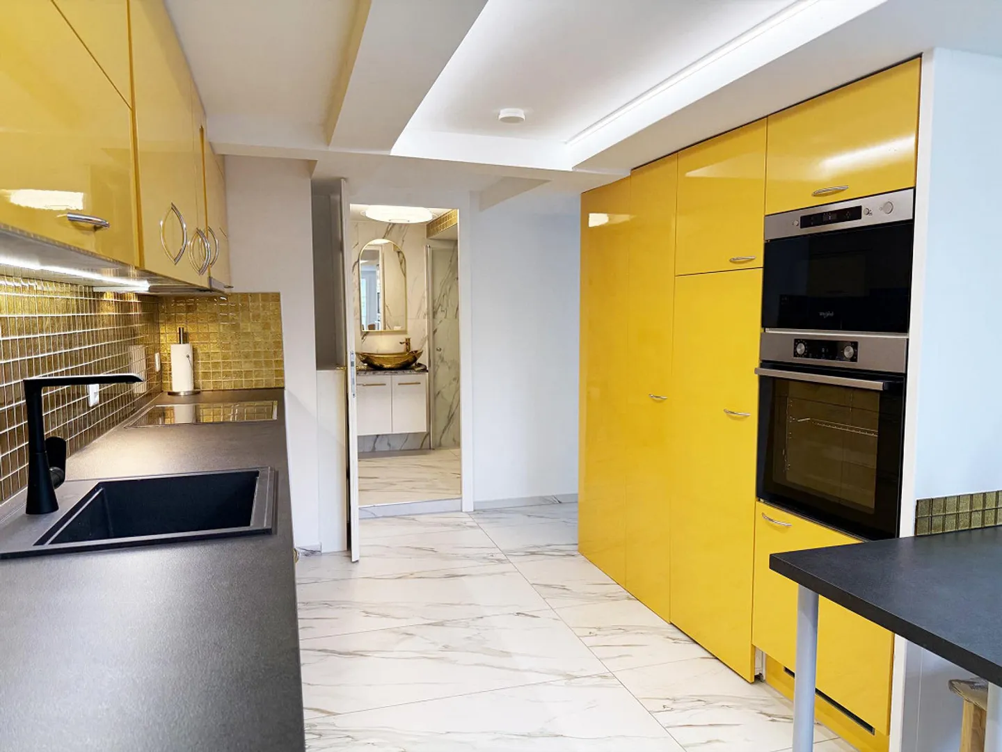 Your Golden Times: Elegant 1.5-Room Loft Apartment. First Occupancy - Photo 5 of 12