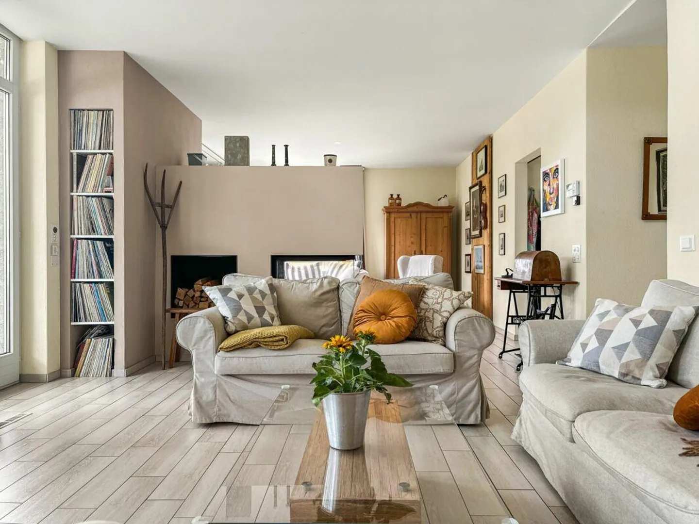 Wohnen & Wohlfühlen - 6.5-Zimmer-Traumhaus mit Gartenparadies in Bu... - Foto 5 von 12