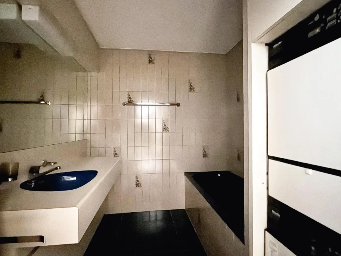 Dreigeschossige Wohnung von 180 m2 zur Renovierung in Nyon - Foto 7 von 13