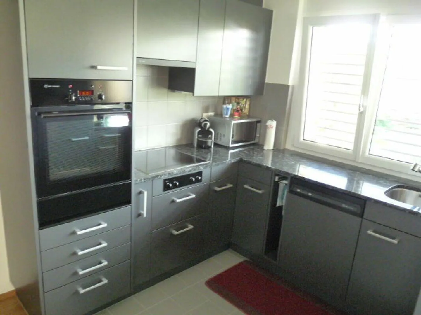 Sunny 3.5-room apartment to feel good in! - Photo 3 of 9