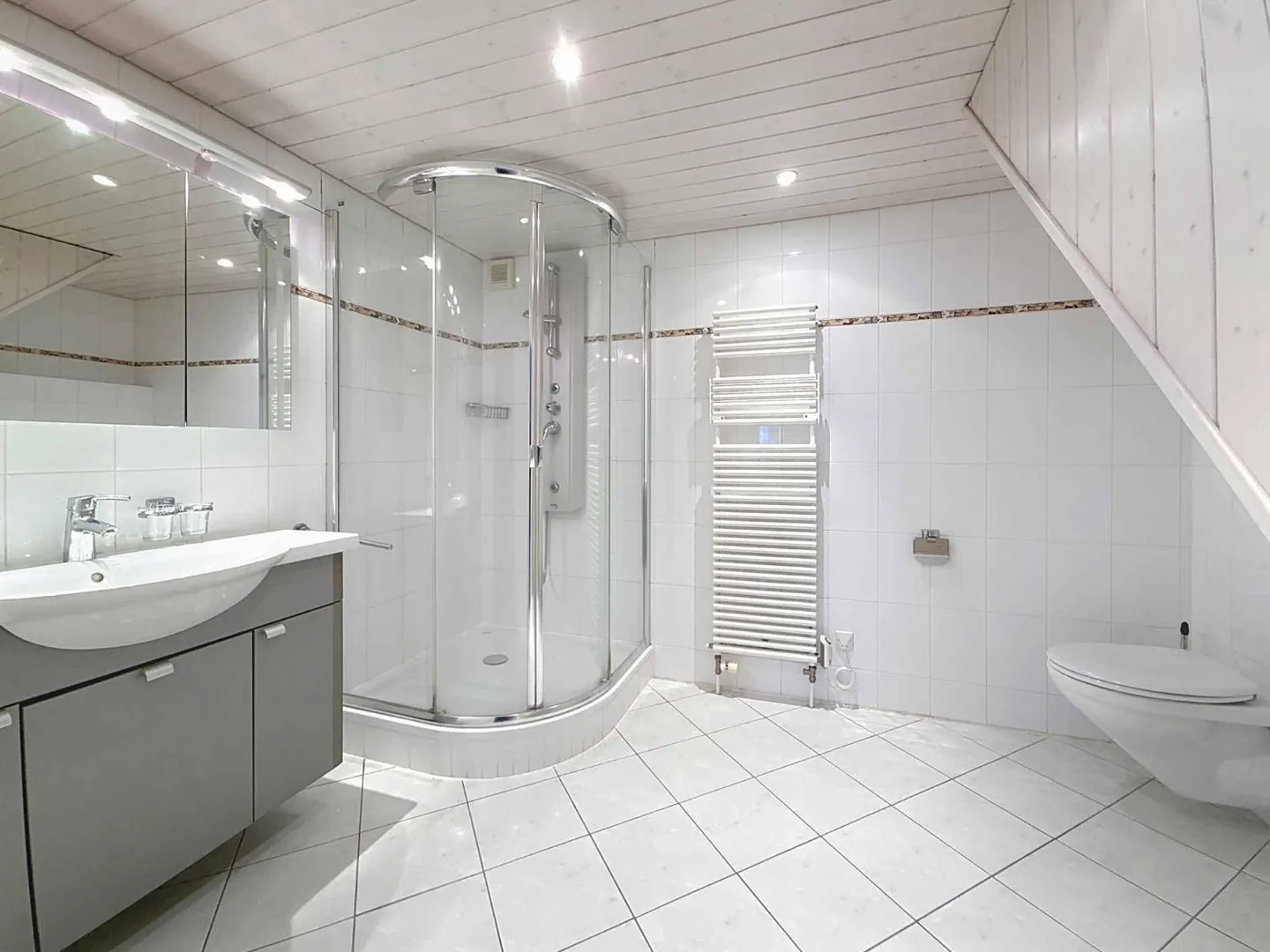 Esclusivo! Bellissima casa autentica con un fascino irresistibile - Foto 7 di 13