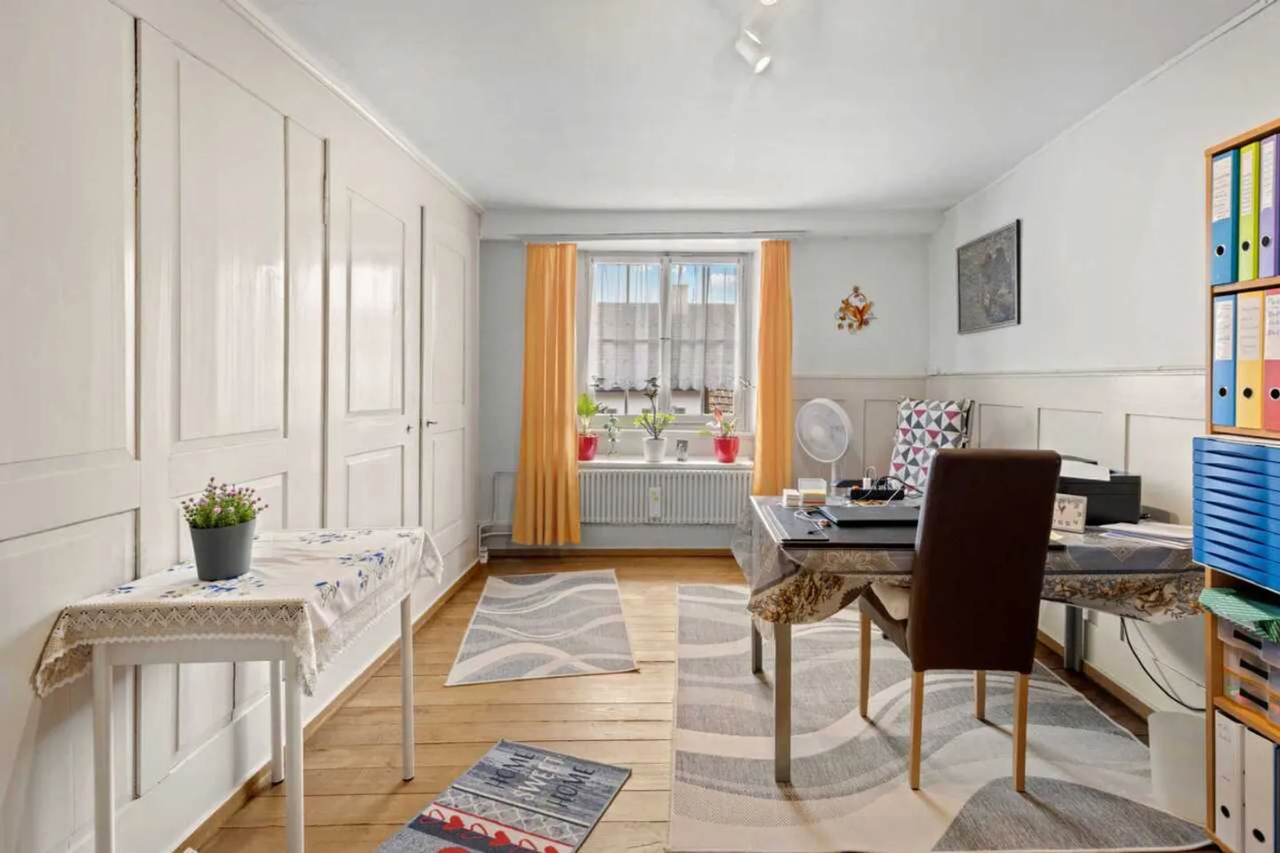 Maison de ville de 9 pièces dans un emplacement calme et rural - Photo 2 sur 13