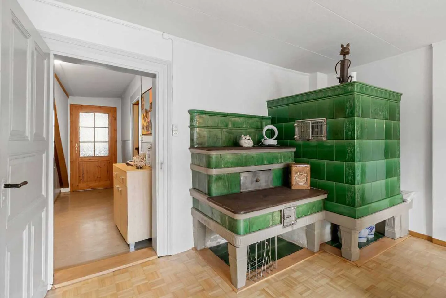 Maison de ville de 9 pièces dans un emplacement calme et rural - Photo 4 sur 13