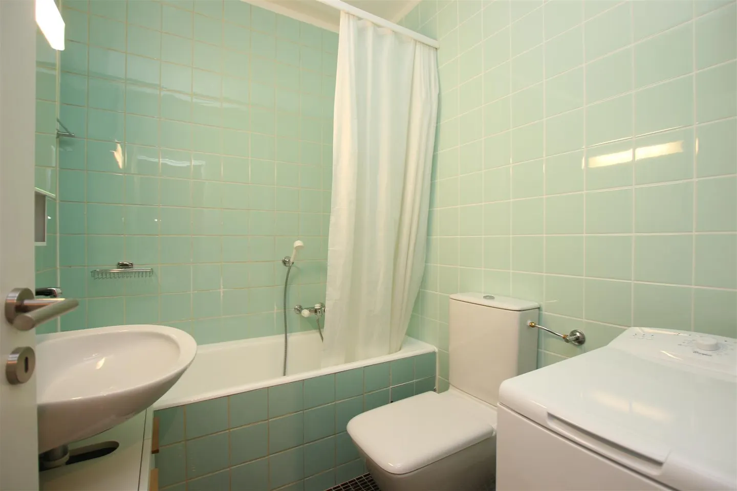 Renovated Apartment in Charmilles - Photo 5 of 5