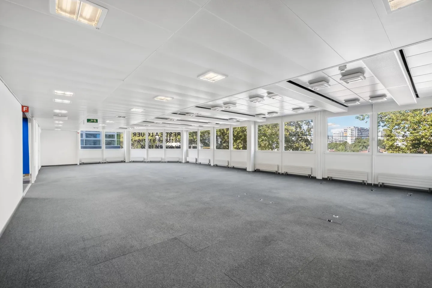 Office space for rent - Photo 5 of 9