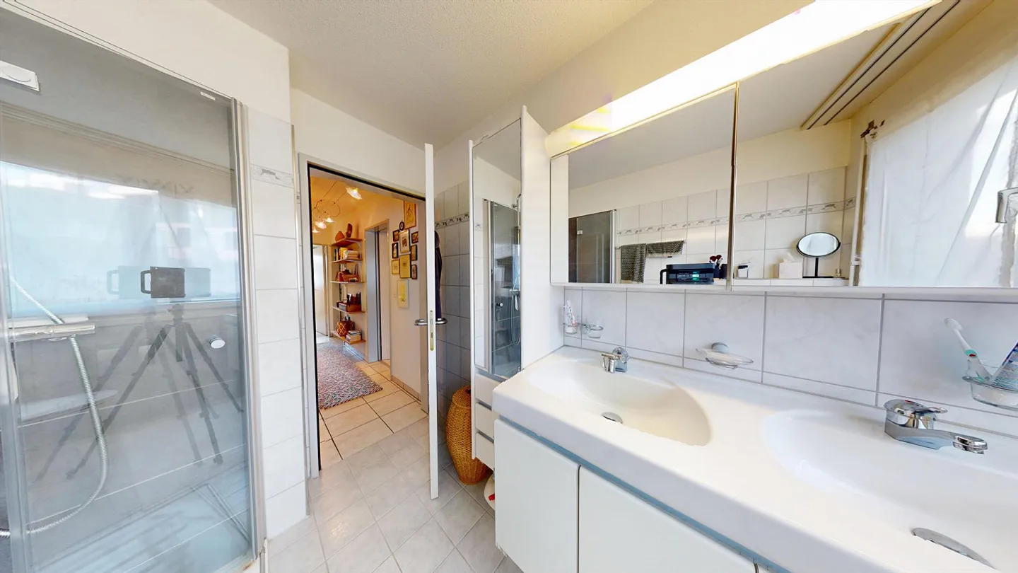 Casa di 4½ stanze / Casa a schiera – quasi in condizioni nuove per intenditori! - Foto 17 di 31
